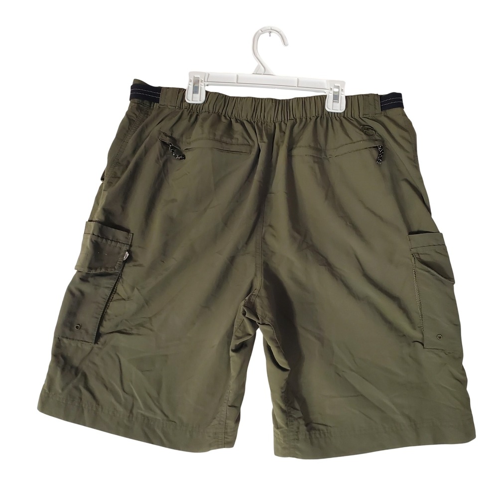 Magellan Outdoors Fish Gear Mens XL Olive Green Cargo Shorts MagRepel Belted